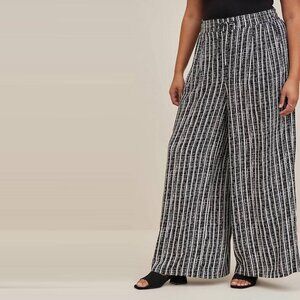TORRID | Wide Leg Pant Patterned | Sz. 4X